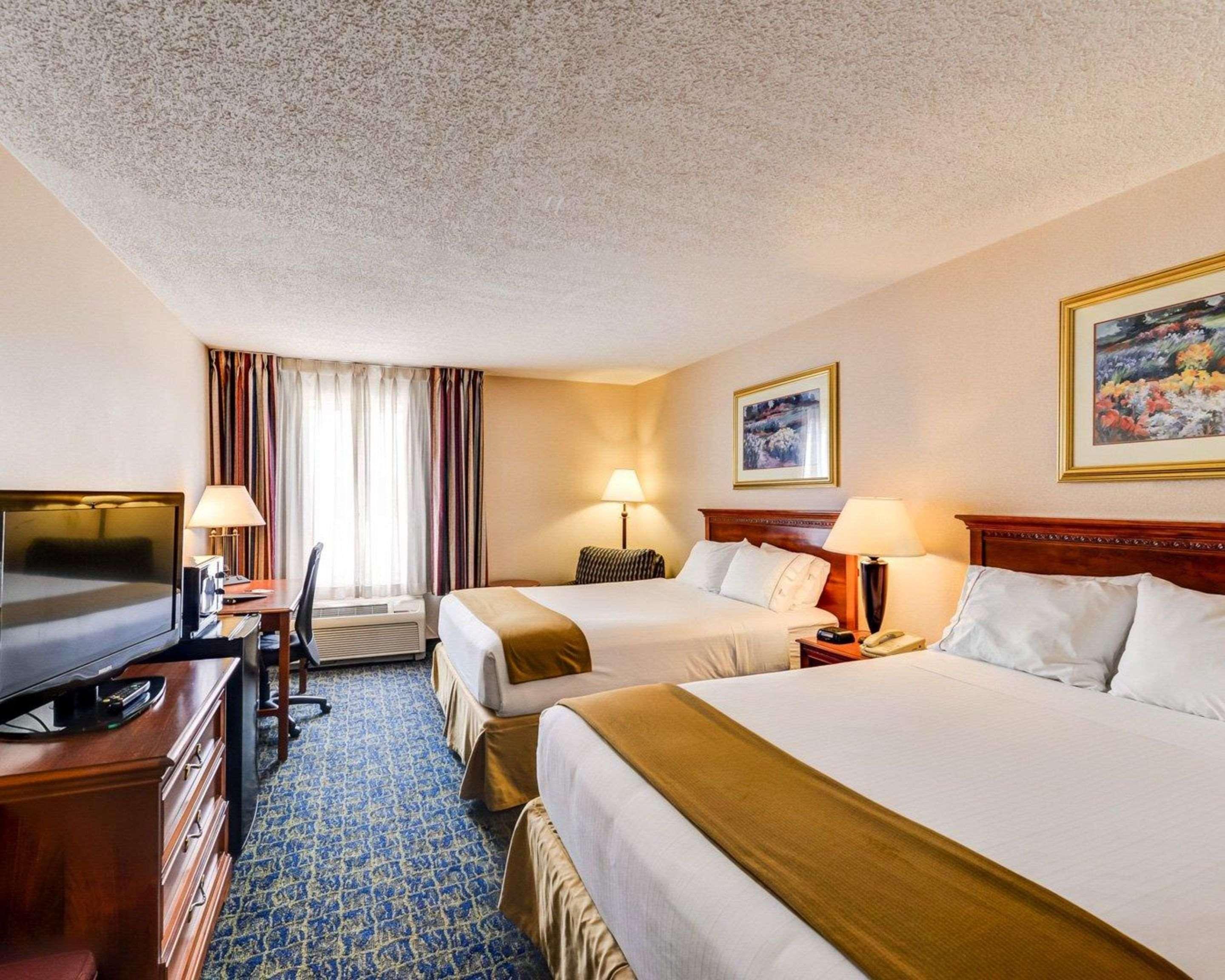 Quality Inn Spring Mills - Martinsburg North Экстерьер фото