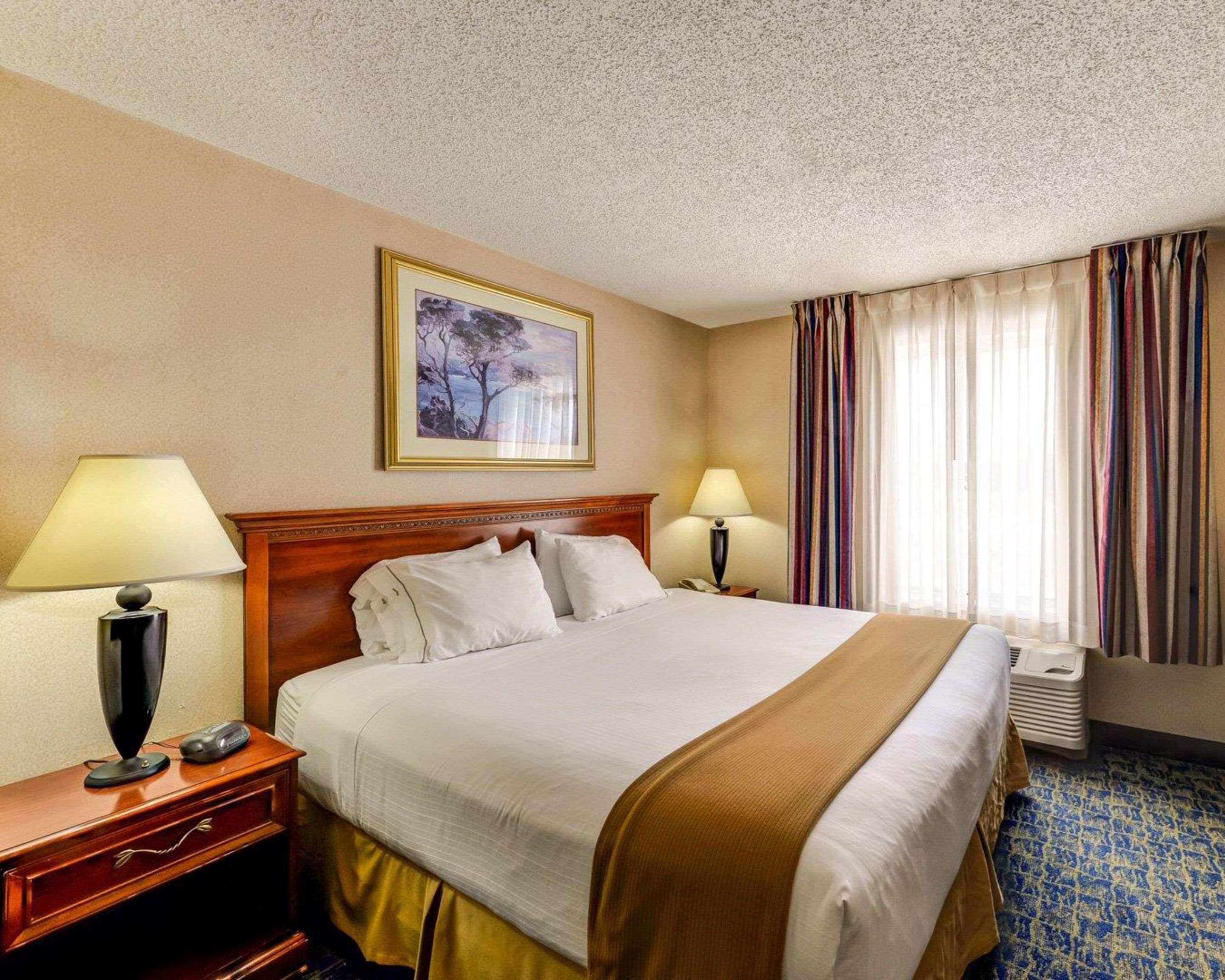 Quality Inn Spring Mills - Martinsburg North Экстерьер фото