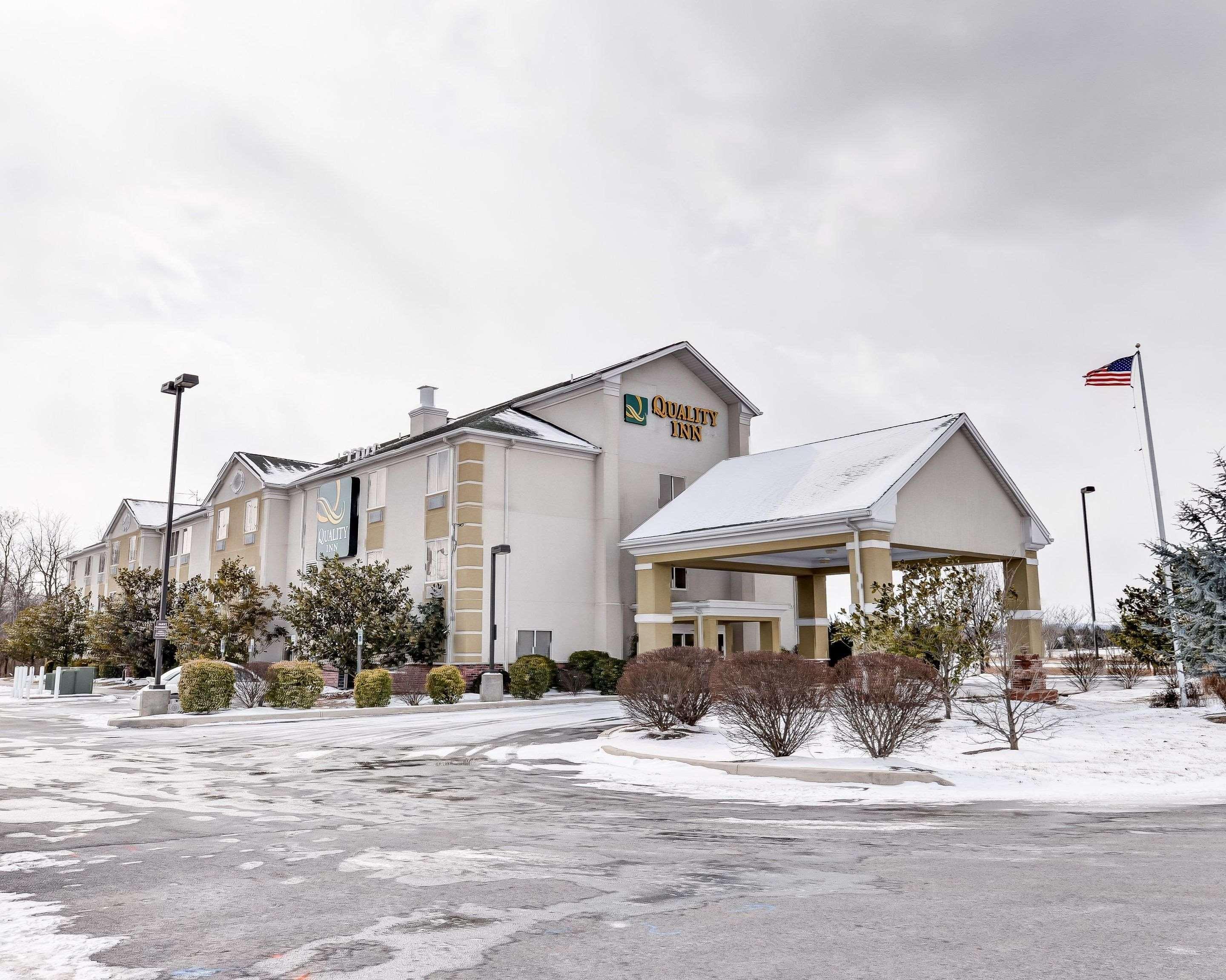 Quality Inn Spring Mills - Martinsburg North Экстерьер фото