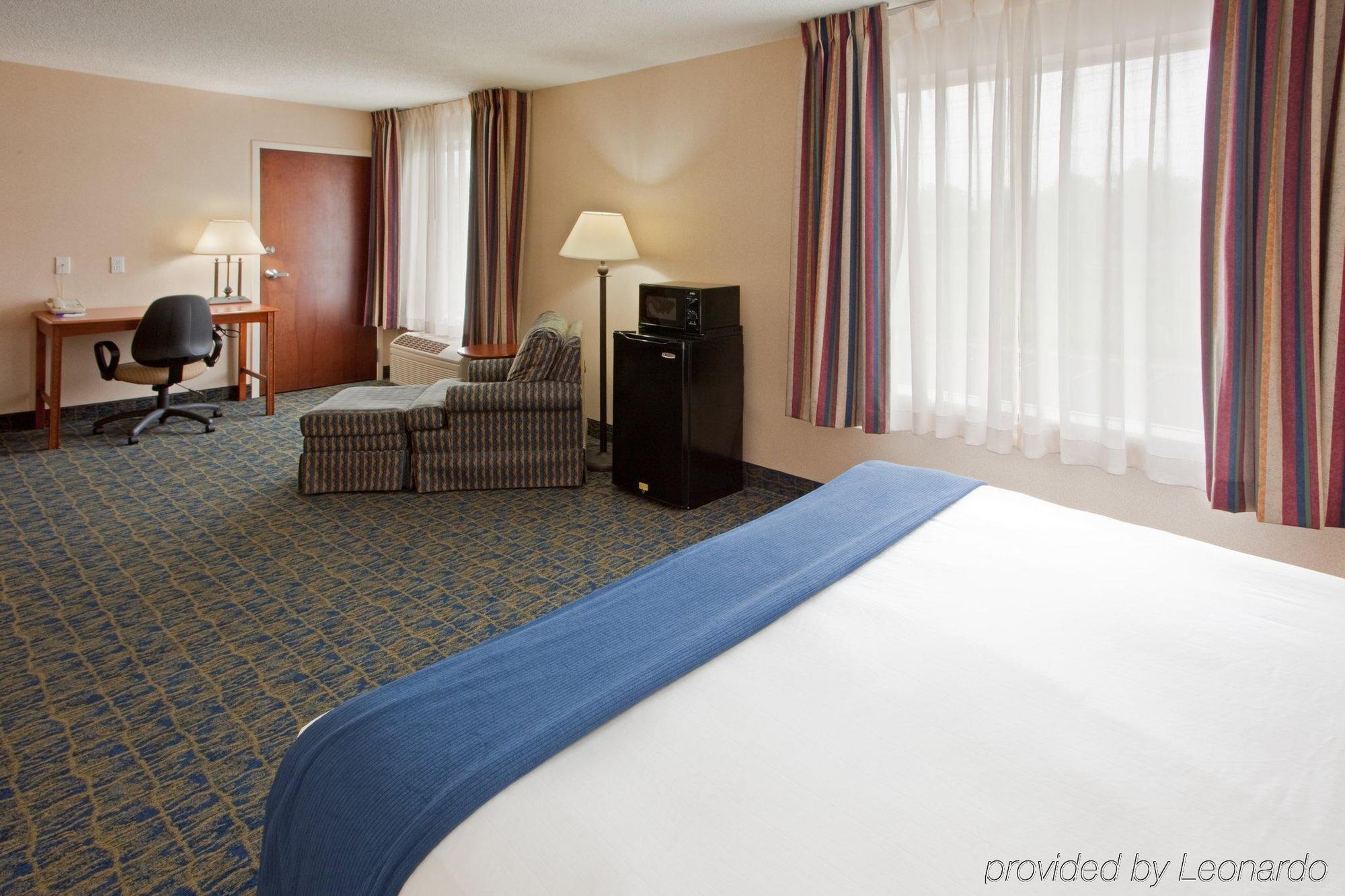 Quality Inn Spring Mills - Martinsburg North Экстерьер фото